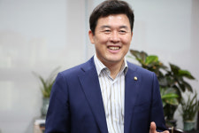 윤영석 국희의원, 행안부 특별교부세 9억 원 확보