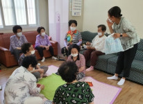 사상구 주례2동 행정복지센터, 경로당 어르신 대상 ‘안전한 우리 동네’ 캠페인 실시