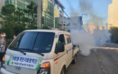 거제2동 주민자율방역단, 취약지 방역활동 실시