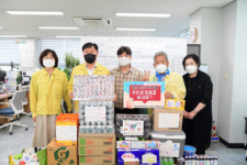 관내 어린이집, 동래구 보건소에 감사물품 전달