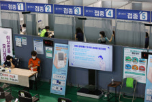 예방의학 전문가 성시경 발언 공감하나…그래도 백신이 대안