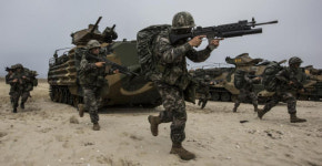 2분 동안 K4 고속유탄기관총 500발 연속 발사 타격점 초토화 되자 모두 환호