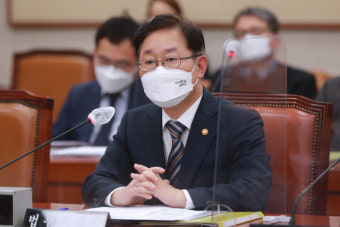 ‘공수처 공소장 수사’ 두고 박범계-한동훈 정면충돌