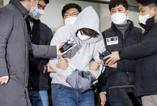 [속보] 전연인 母 살해 이석준, 끝까지 마스크 안 벗어…죄송하다