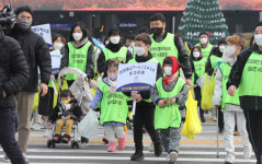 [한국의 미래, 부산월드엑스포] 국내 1위 편의점 CU도 “함 이기 봅시다”