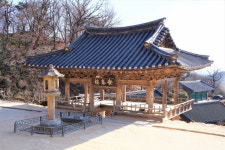 닮은 듯 다른 산사 옆 서원… 경북 영주 겨울 여행