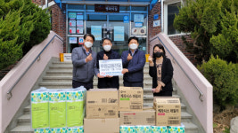 [포토뉴스] 한국전력 북부산전력지사, 평화의 집에 성품 전달