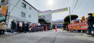 등굣길이 저승길?…8차선 관통 위험천만 통학로에 거제 학부모 뿔났다