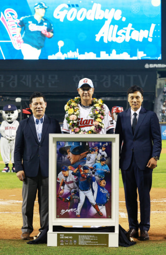 롯데 이대호 첫 은퇴투어… 두산 달항아리 준비