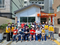 [포토뉴스] (사)한국나눔연맹과 지체장애인연제구지회, 부산연제구장애인협회 정기후원 도시락 전달