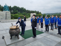 [포토뉴스] 대한민국고엽제전우회 부산지부 기장군지회, 국립대전현충원 참배
