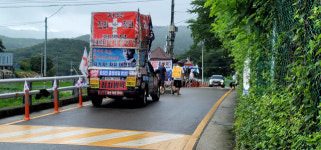 문 전 대통령 휴가로 멈춘 시위…모처럼 평온 되찾은 ‘평산마을’