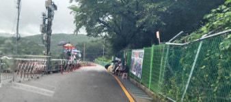 문 전 대통령 휴가로 멈춘 시위…모처럼 평온 되찾은 ‘평산마을’