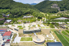 김해 봉하마을 ‘깨어있는 시민 문화체험전시관’서 만난 ‘바보 노무현’