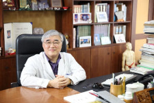 귀에서 삐~ 지긋지긋 이명, 혈자리 자극하고 혈류 순환 개선해 치료