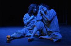 소극장 연극을 릴레이로 만나요