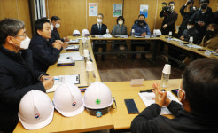 부산 명문초 현장 찾은 원희룡 장관 “이기적 집단행위로 교육 피해”