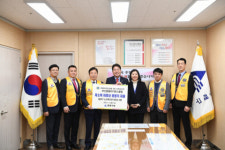 부산충렬라이온스클럽, 동래구 저소득 어르신을 위한 보청기 지원