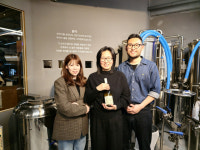 방정아 작품에 취해 빚은 ‘방정아 술’… “그림도 술맛도 예술”