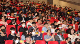 [포토뉴스] 영화 ‘리바운드’ 부산 중앙고 특별 시사회 참석한 관객들