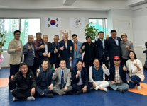 여성 관장 ‘레슬링 넘버 원 체육관’ 수영구 남천동에 개관