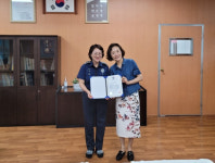 [포토뉴스]부산구치소, 동주·엄궁중학교에 장학금