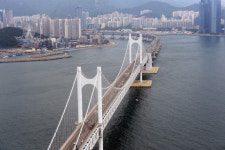 태풍 카눈, 광안대교·부산항대교·남항대교 통행 통제