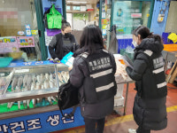 급식 메뉴로, 추석 선물로… 수산업계 돕는 ‘구원투수’