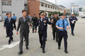 김종욱 해양경찰청장, 통영·거제서 치안 현장 점검