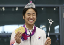 ‘항저우 3관왕’ 김우민·임시현, 팀 코리아 MVP