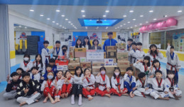 만덕3동 행복한 태권도, 이웃돕기 성품 라면 2,100봉 기탁