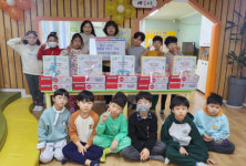 만덕아이꿈자람터, 북구 만덕3동에 이웃돕기 생필품 및 햇반 기탁
