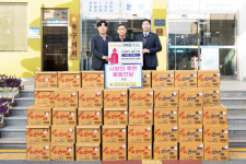 [포토뉴스]새부산라이온스, 라면 기탁