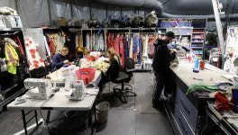 “월드 투어 위해 마을 하나가 움직일 정도…” [부산문화 백스테이지]