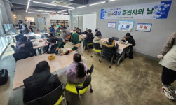 500원 식당의 기적…“라면 한 봉지보다 싸게 맛난 밥 먹을 수 있어요”