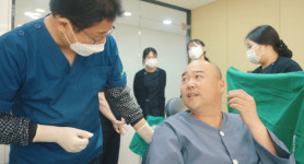 하루에 임플란트 완성, 할리우드 감독이 반했다