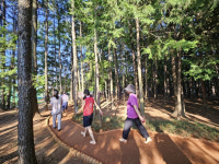 양산 웅상체육공원 솔밭 황톳길, 시민들로부터 인기 ‘짱’