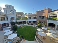 확 바뀐 신세계사이먼 부산 프리미엄 아울렛 12일 공개