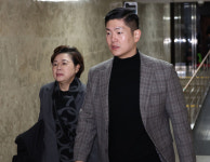 국힘 김재섭 “윤 대통령 탄핵해야…당론으로 찬성해달라”