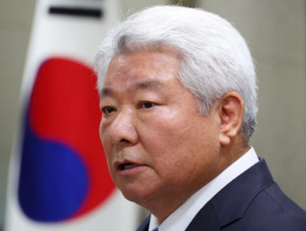 [속보]윤 대통령 변호인단 대표에 김홍일 전 방송통신위원장