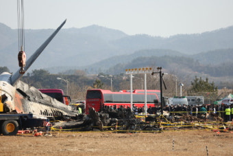 무안공항 여객기 사고…英 보험사 현지 조사 착수