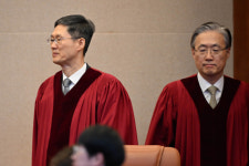 [속보] 헌재 “윤 대통령, 국회 배제 대상으로 삼아…민주정치 전제 허물어”