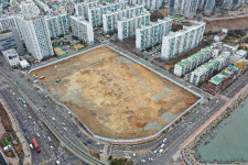 일조권 침해에 교통대란 우려…120m 고층 아파트 개발에 남천동 일대 주민들 반발