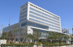 부산서 버스 기사 발로 찬 80대… 특가법 적용 ‘징역형 집행유예’