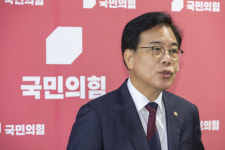 대통령이 ‘엄벌’ 강조했는데… 이춘석 주식 차명거래 의혹 ‘파장’