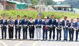 좁고 굽은 통영 좌진마을 진출입로 곧게 펴졌다