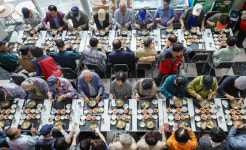 [포토뉴스] 경남정보대학교, 보훈가족 초청 삼계탕 나눔