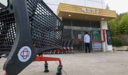 부산 홈플러스 7곳 임시 휴업… 입점 업주들 생계 비상