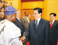 후진타오, “국제 노동조합 지위 강화에 힘쓸 것”