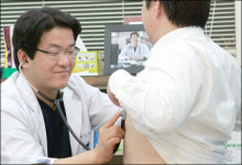장쾌한연합내과건강기능식품 | [구미 옥계내과 - 장쾌한연합내과] 소화불량 속쓰림, 정기적인 내시경 검사 필요
